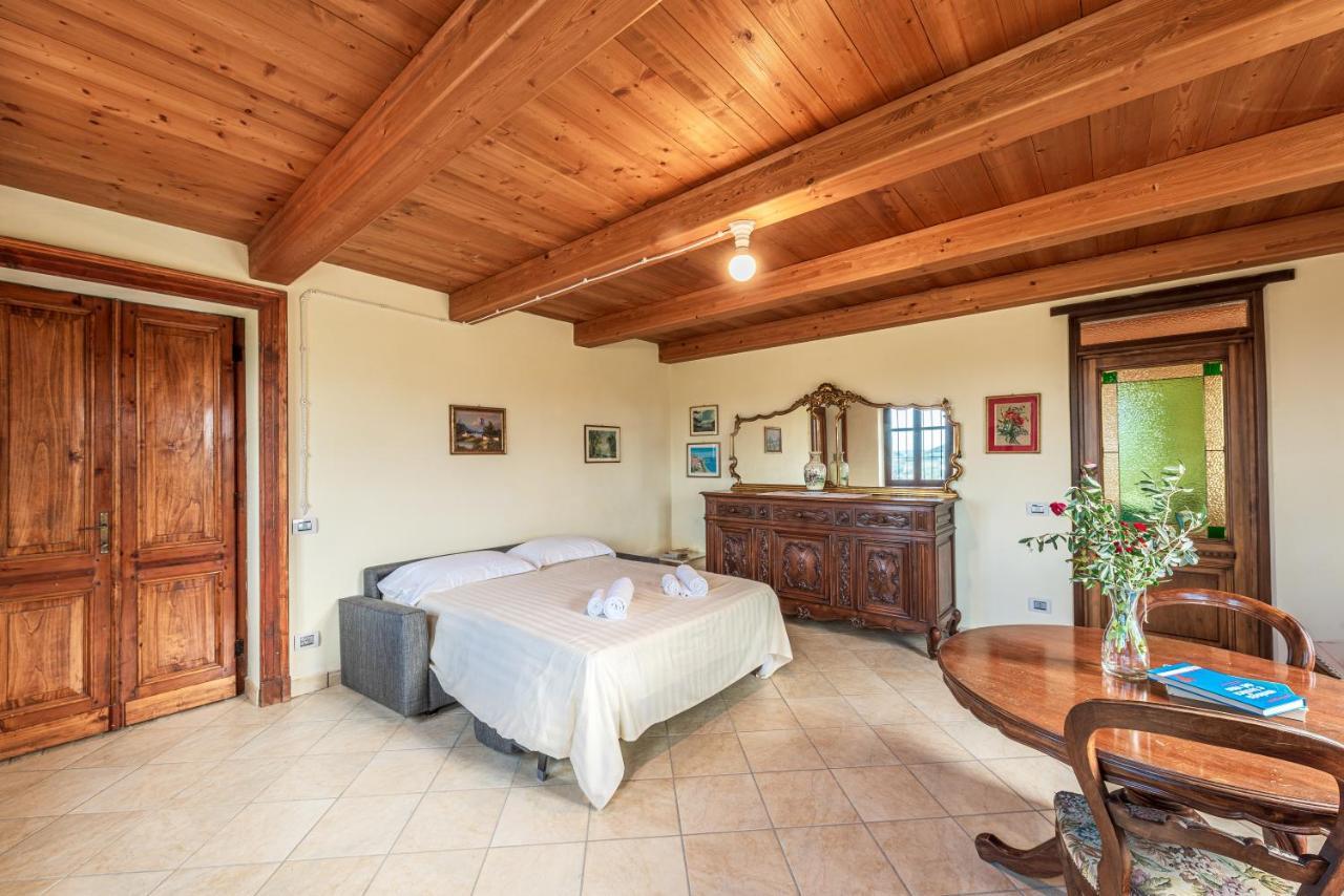 Villa Bricco Paglieri, Entire Villa Alba  Eksteriør bilde