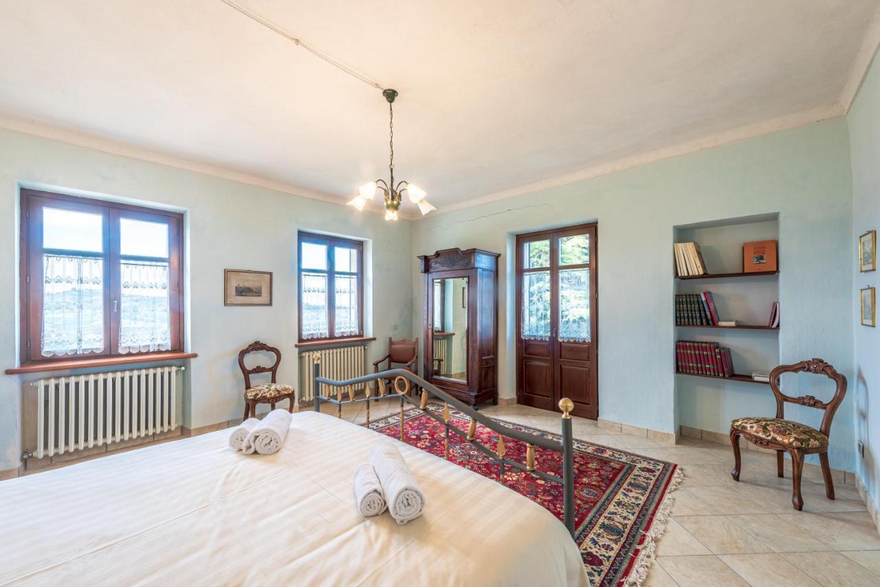 Villa Bricco Paglieri, Entire Villa Alba  Eksteriør bilde