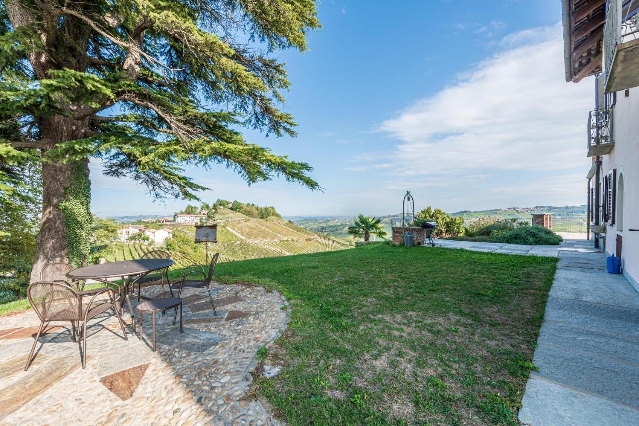 Villa Bricco Paglieri, Entire Villa Alba  Eksteriør bilde