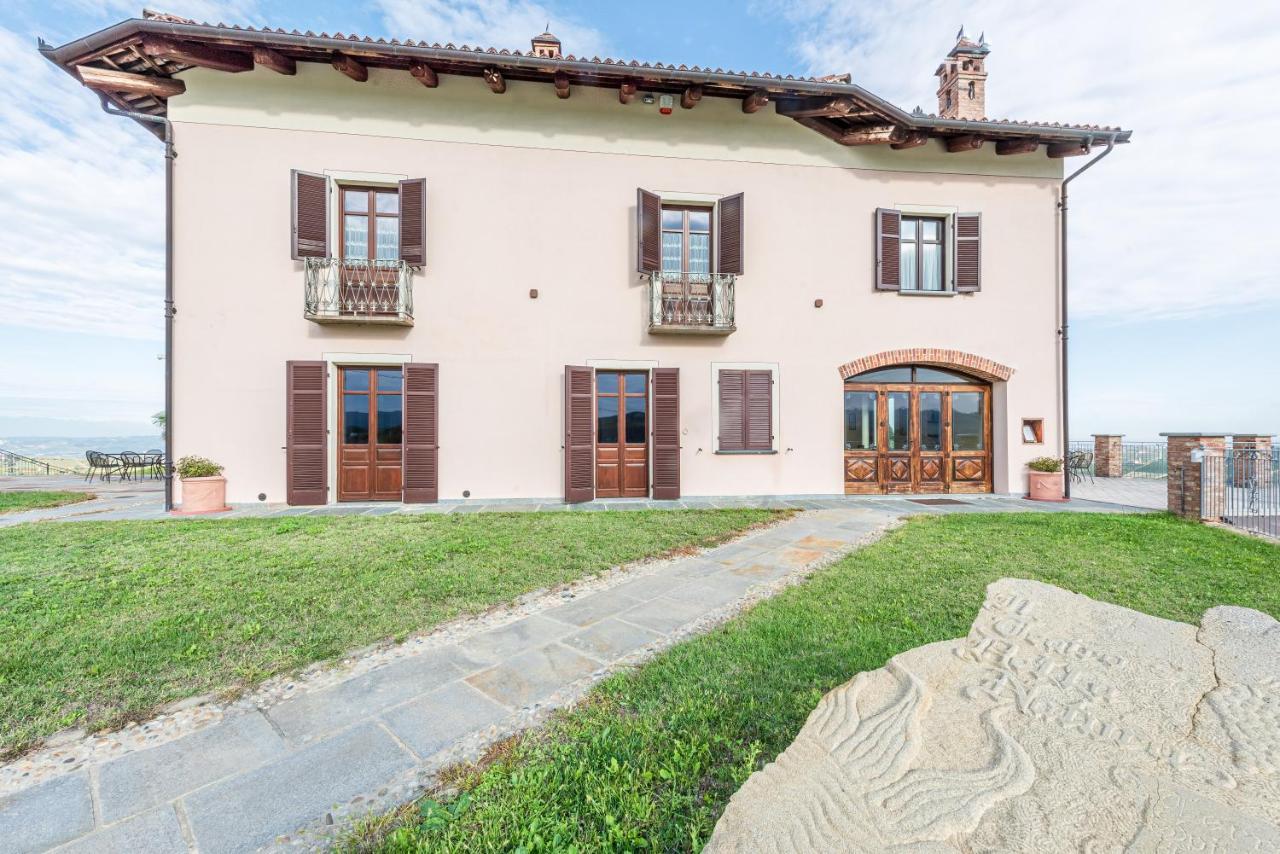 Villa Bricco Paglieri, Entire Villa Alba  Eksteriør bilde