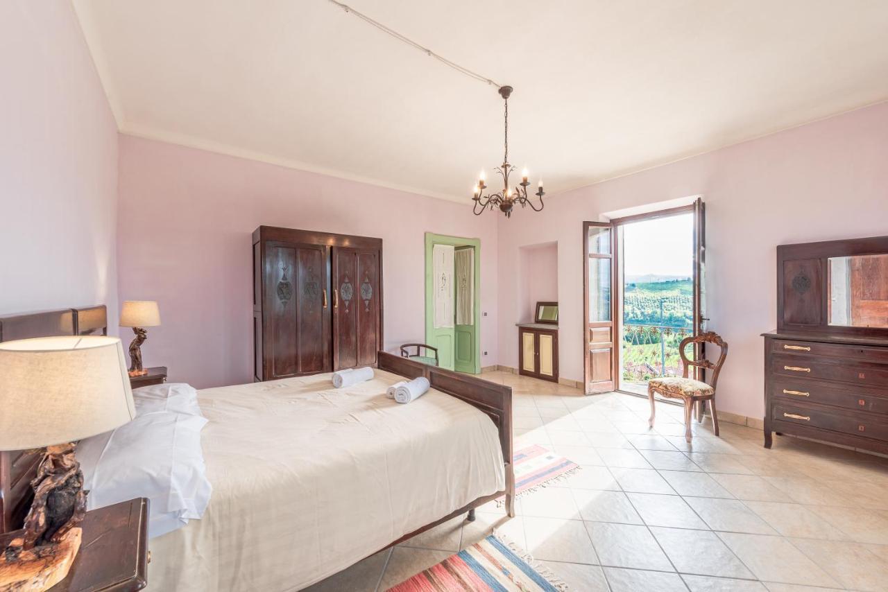 Villa Bricco Paglieri, Entire Villa Alba  Eksteriør bilde